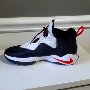 Men's Nike sneakers